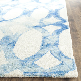 Safavieh Dip Dye 675 Ivory/Blue Area Rug Detail