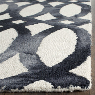 Safavieh Dip Dye 675 Ivory/Graphite Area Rug Detail