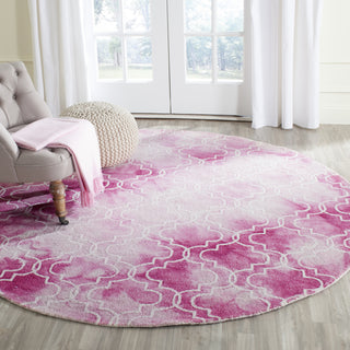 Safavieh Dip Dye 676 Rose/Ivory Area Rug Room Scene Feature