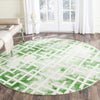 Safavieh Dip Dye 677 Green/Ivory Area Rug Room Scene