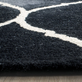 Safavieh Dip Dye 685 Graphite/Ivory Area Rug Detail