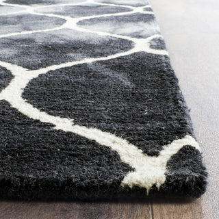 Safavieh Dip Dye 685 Graphite/Ivory Area Rug Detail