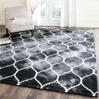 Safavieh Dip Dye 685 Graphite/Ivory Area Rug Room Scene