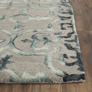 Safavieh Dip Dye 711 Grey/Charcoal Area Rug Detail