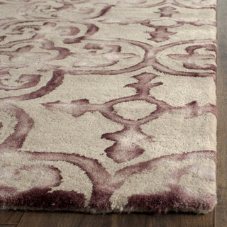 Safavieh Dip Dye 711 Beige/Maroon Area Rug Detail