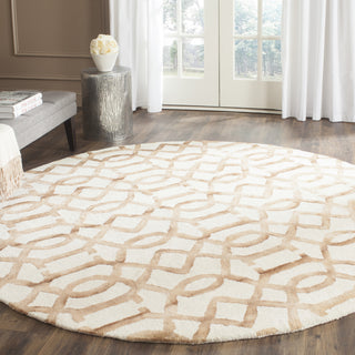 Safavieh Dip Dye 712 Ivory/Camel Area Rug Room Scene