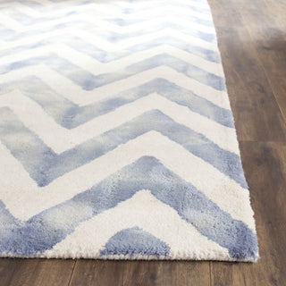 Safavieh Dip Dye 715 Ivory/Blue Area Rug Detail