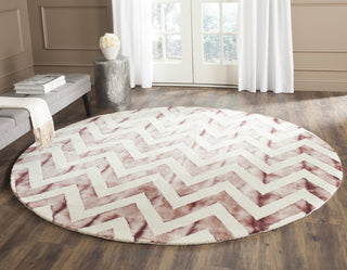 Safavieh Dip Dye 715 Ivory/Maroon Area Rug Room Scene