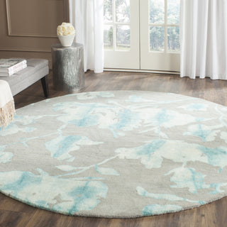 Safavieh Dip Dye 716 Grey/Turquoise Area Rug Room Scene Feature