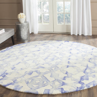 Safavieh Dip Dye 717 Ivory/Blue Area Rug Room Scene