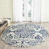 Safavieh Dip Dye 719 Ivory/Navy Area Rug Room Scene Feature