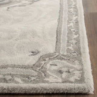 Safavieh Empire Em414 Beige/Light Grey Area Rug Detail