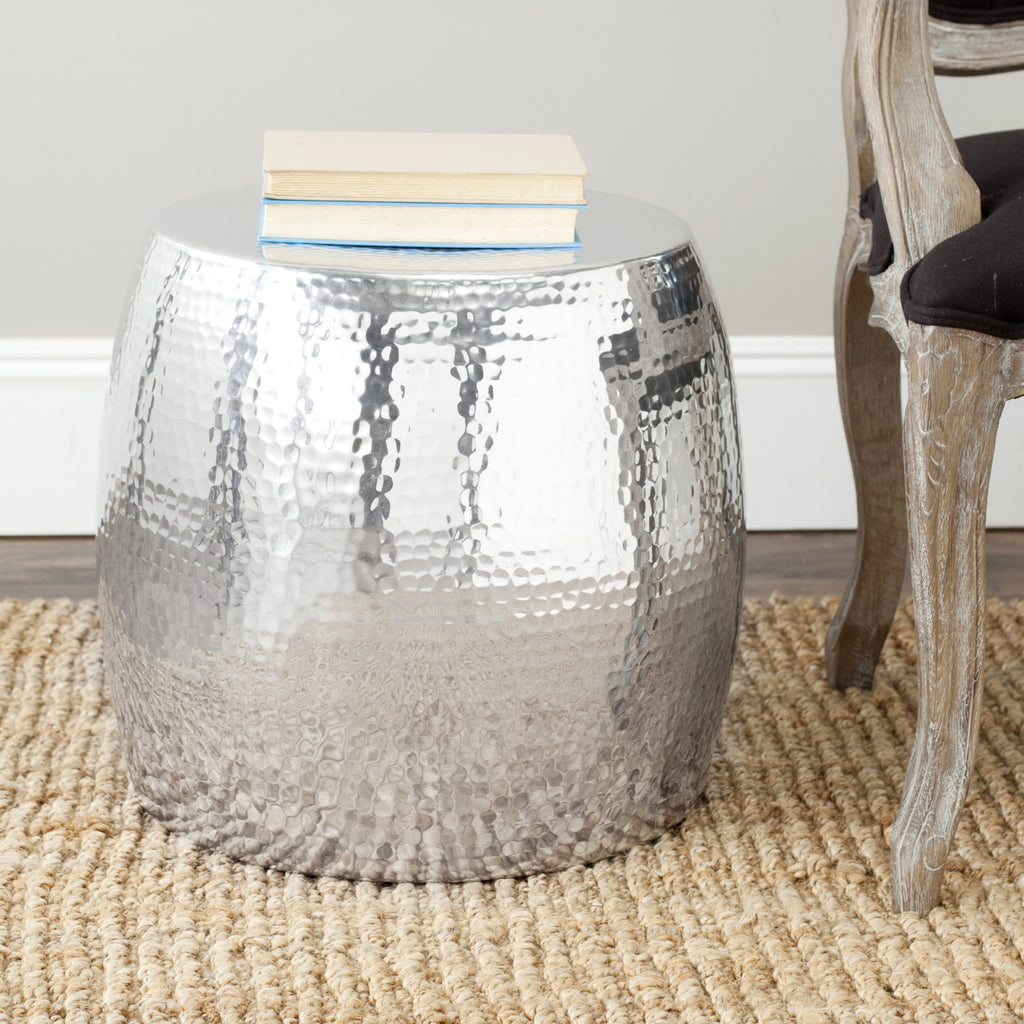 Safavieh Odin Round Hammered Stool Silver Furniture  Feature