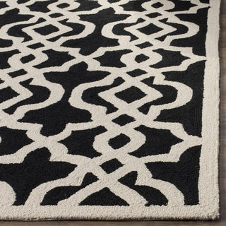 Safavieh Four Seasons Chloe Outdoor Black/Ivory Area Rug Detail