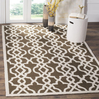 Safavieh Four Seasons Chloe Outdoor Mocha/Ivory Area Rug Room Scene Feature