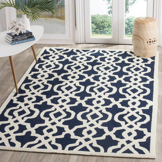 Safavieh Four Seasons Chloe Outdoor Navy/Ivory Area Rug Room Scene Feature