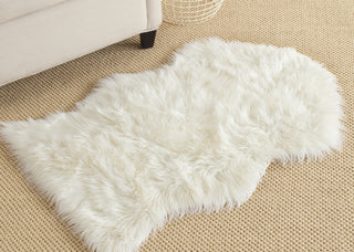 Safavieh Faux Sheep Skin FSS115A Ivory Area Rug 