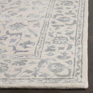 Safavieh Glamour 515 Silver/Ivory Area Rug Detail