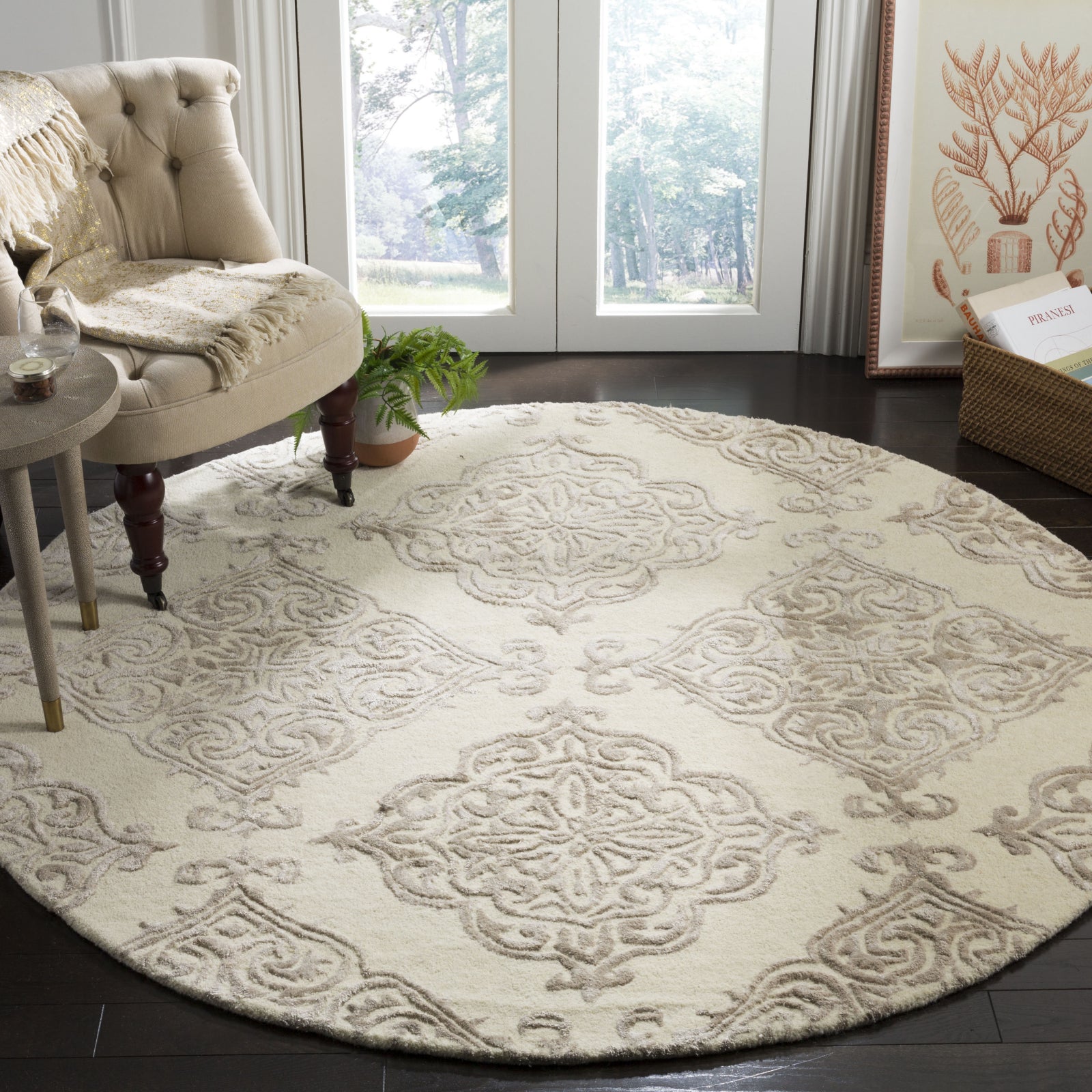 Safavieh Glamour 568 Ivory/Beige Area Rug – Incredible Rugs and Decor