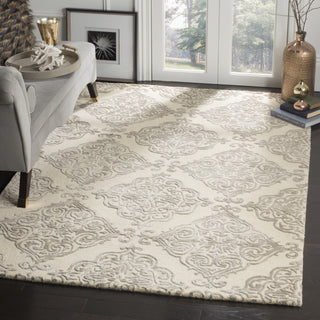 Safavieh Glamour 568 Ivory/Silver Area Rug Room Scene Feature