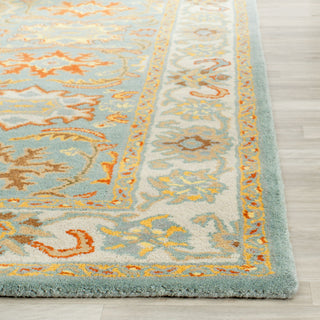 Safavieh Heritage 734 Light Blue/Ivory Area Rug Detail