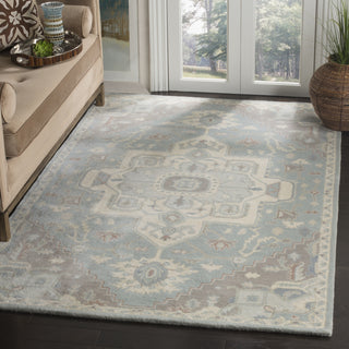 Safavieh Heritage 823 Blue/Ivory Area Rug Room Scene