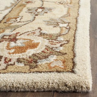 Safavieh Heritage 967 Beige/Gold Area Rug Detail