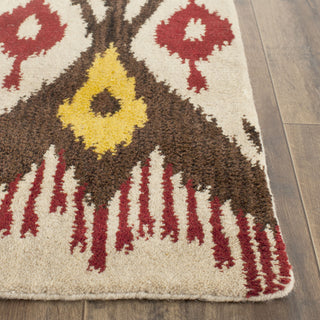 Safavieh Ikat Ikt216 Beige/Brown Area Rug Detail