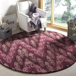 Safavieh Ikat Ikt473 Dark Brown/Purple Area Rug Room Scene Feature