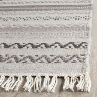 Safavieh Kilim KLM101 Grey Area Rug Detail