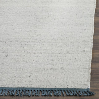 Safavieh Kilim KLM110 Ivory/Grey Area Rug Detail