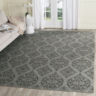 Safavieh Kilim KLM224 Grey/Dark Grey Area Rug Room Scene