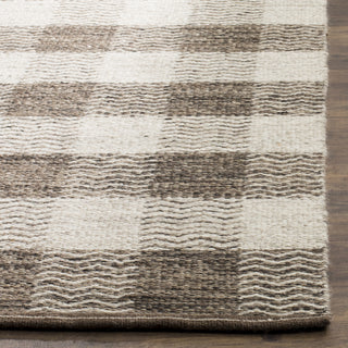 Safavieh Kilim KLM351 Light Grey/Brown Area Rug Detail