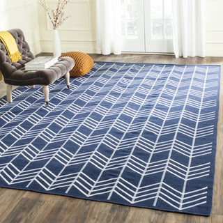 Safavieh Kilim KLM624 Navy Area Rug Room Scene