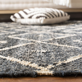 Safavieh Kilim KLM750 Charcoal/Natural Area Rug 