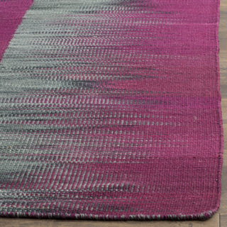 Safavieh Kilim KLM819 Purple/Charcoal Area Rug Detail