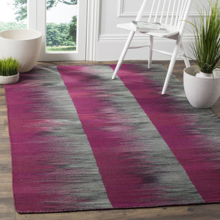 Safavieh Kilim KLM819 Purple/Charcoal Area Rug Room Scene