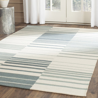 Safavieh Kilim KLM953 Blue/Ivory Area Rug Room Scene