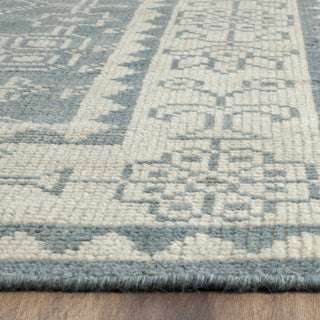 Safavieh Kenya KNY638 Ivory/Blue Area Rug Detail