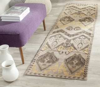 Safavieh Kenya KNY656 Gold/Beige Area Rug Room Scene