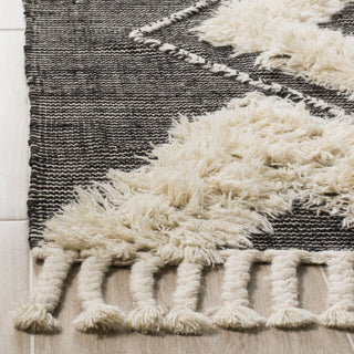 Safavieh Kenya KNY903 Black/Ivory Area Rug Detail