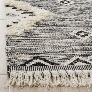 Safavieh Kenya KNY906 Black/Ivory Area Rug Detail