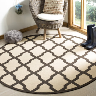 Safavieh Linden LND122U Creme/Brown Area Rug  Feature