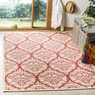 Safavieh Linden LND135Q Red/Creme Area Rug Lifestyle Image