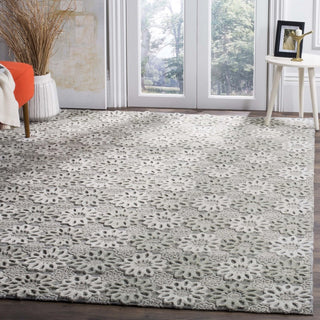 Safavieh Manhattan Jasper Grey/Ivory Area Rug Room Scene Feature