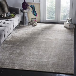 Safavieh Mirage MIR235 Silver/Green Area Rug Room Scene Feature