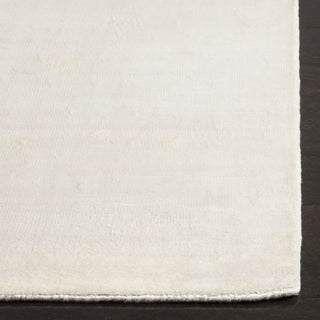 Safavieh Mirage MIR344 White Area Rug Detail