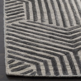 Safavieh Mirage MIR351 Light Grey/Charcoal Area Rug Detail