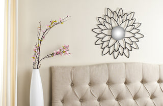 Safavieh Chrysanthemum Mirror Black  Feature