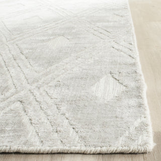 Safavieh Mirage MIR851 Silver Area Rug Detail